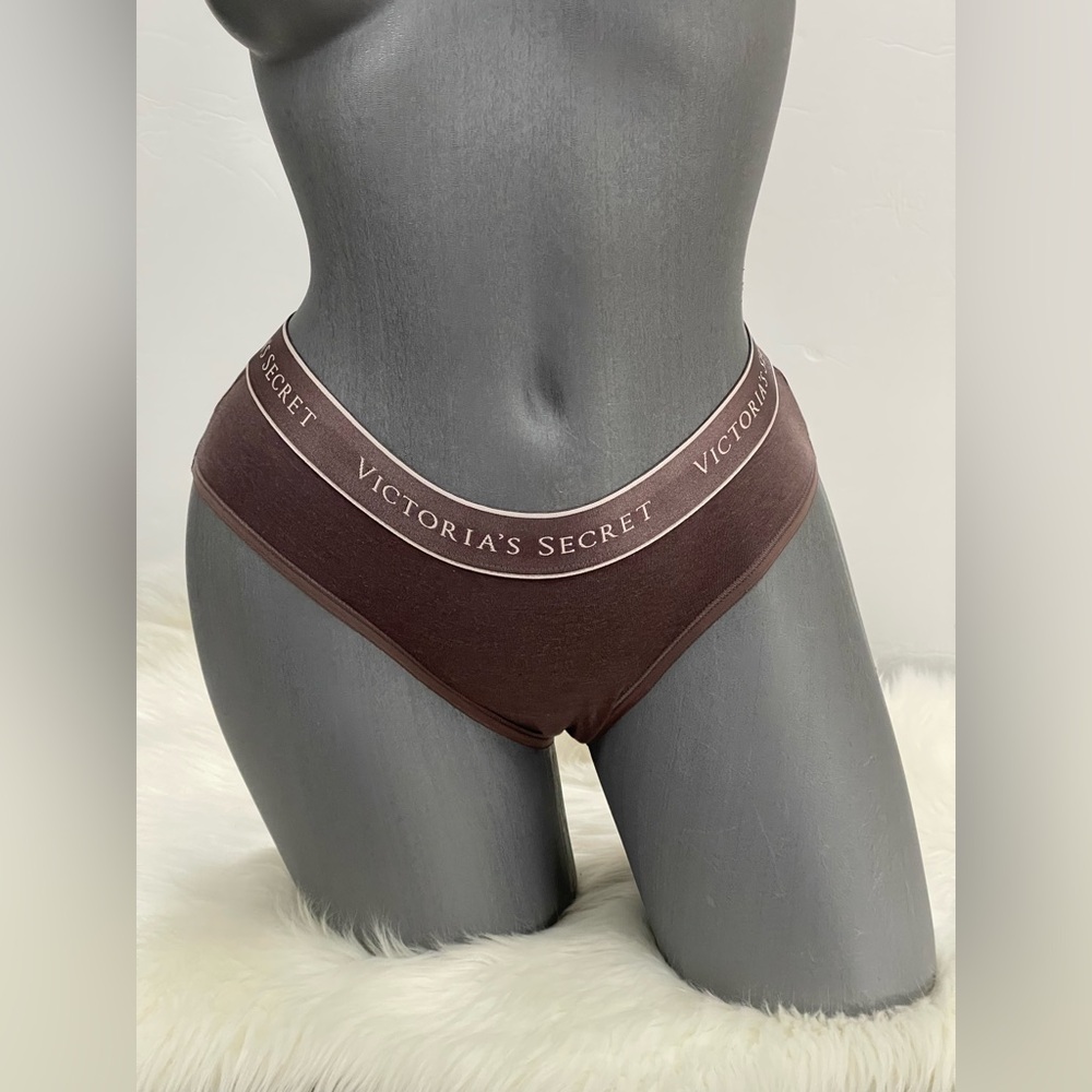 Victorias Secret Logo Cotton Hipster Hiphugger Panty Underwear. NWT